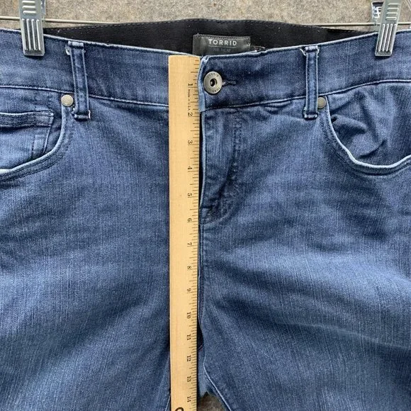 Torrid Jeans Men 18XT Adult Blue Denim Pants Bombshell Skinny Fit Outdoors - Picture 8 of 15